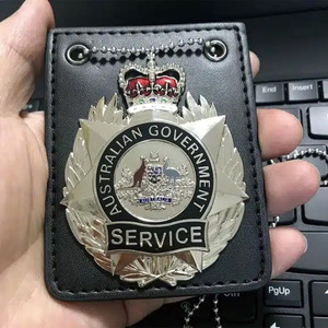 Bán sỉ tùy chỉnh AFP huy hiệu Pin kim loại dịch vụ phù hiệu đã nghỉ hưu với người giữ da - Product Image 1