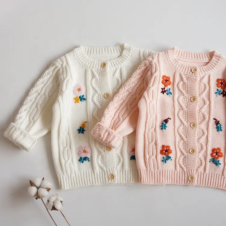 Maglioni del bambino del Cardigan dei bambini del fiore del ricamo della mano delle ragazze di inverno dei bambini lavorati a maglia all'ingrosso
