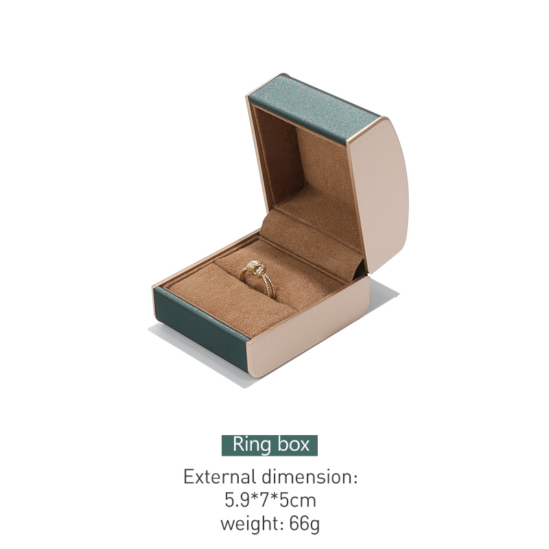 Boîte de bague verte