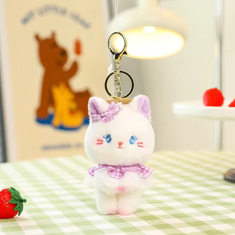 Fille chat violet-4 pouces