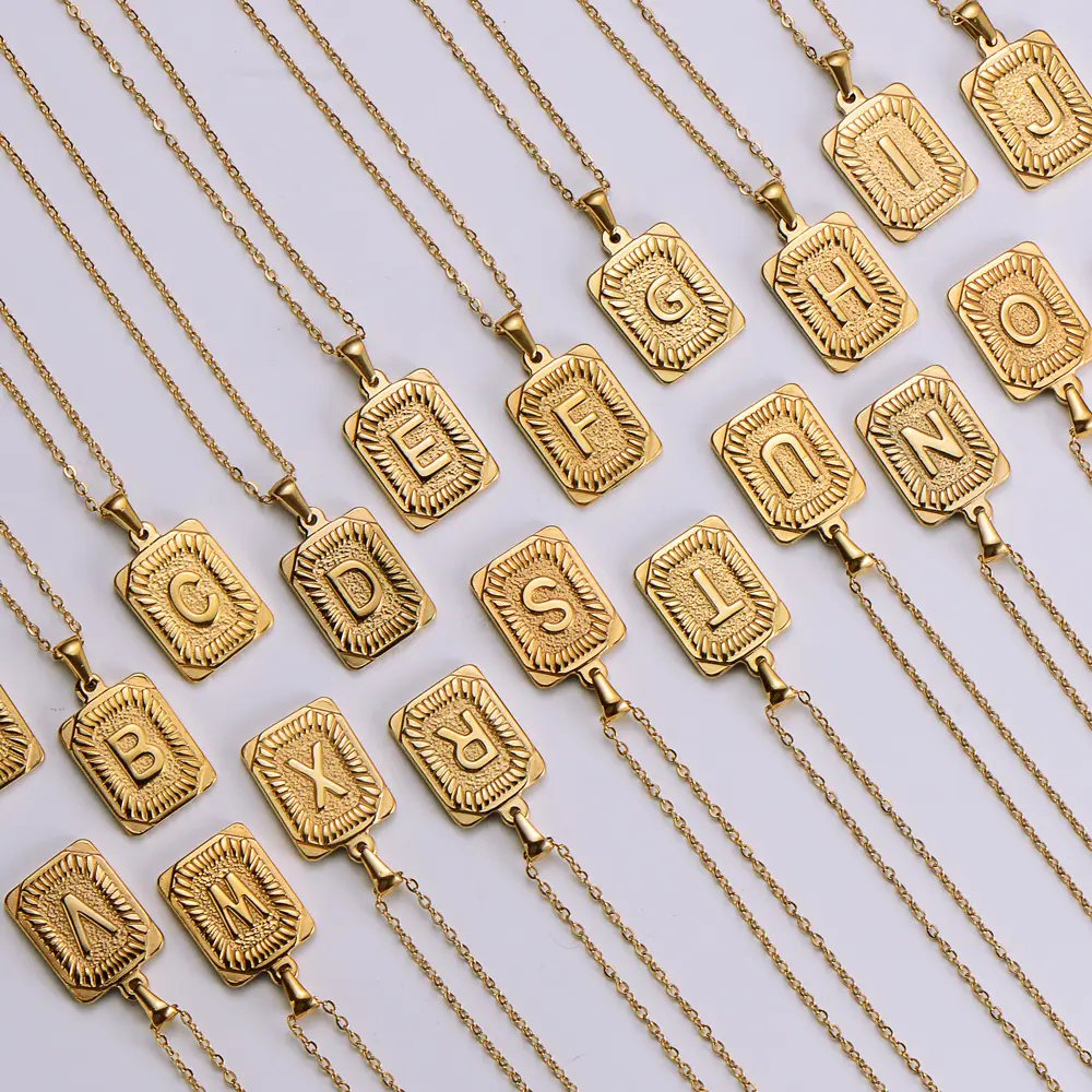 Nuovo arrivo 18K oro acciaio inossidabile quadrato alfabeto lettere A-Z iniziale Hip Hop collana collana pendente