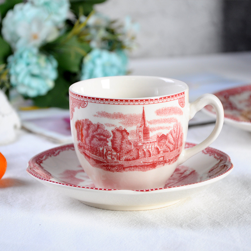 Tasse à café et soucoupe