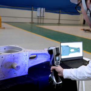 Scantech Escaneo rápido Escáner láser 3D de mano inalámbrico e inteligente de alta precisión - Product Image 1