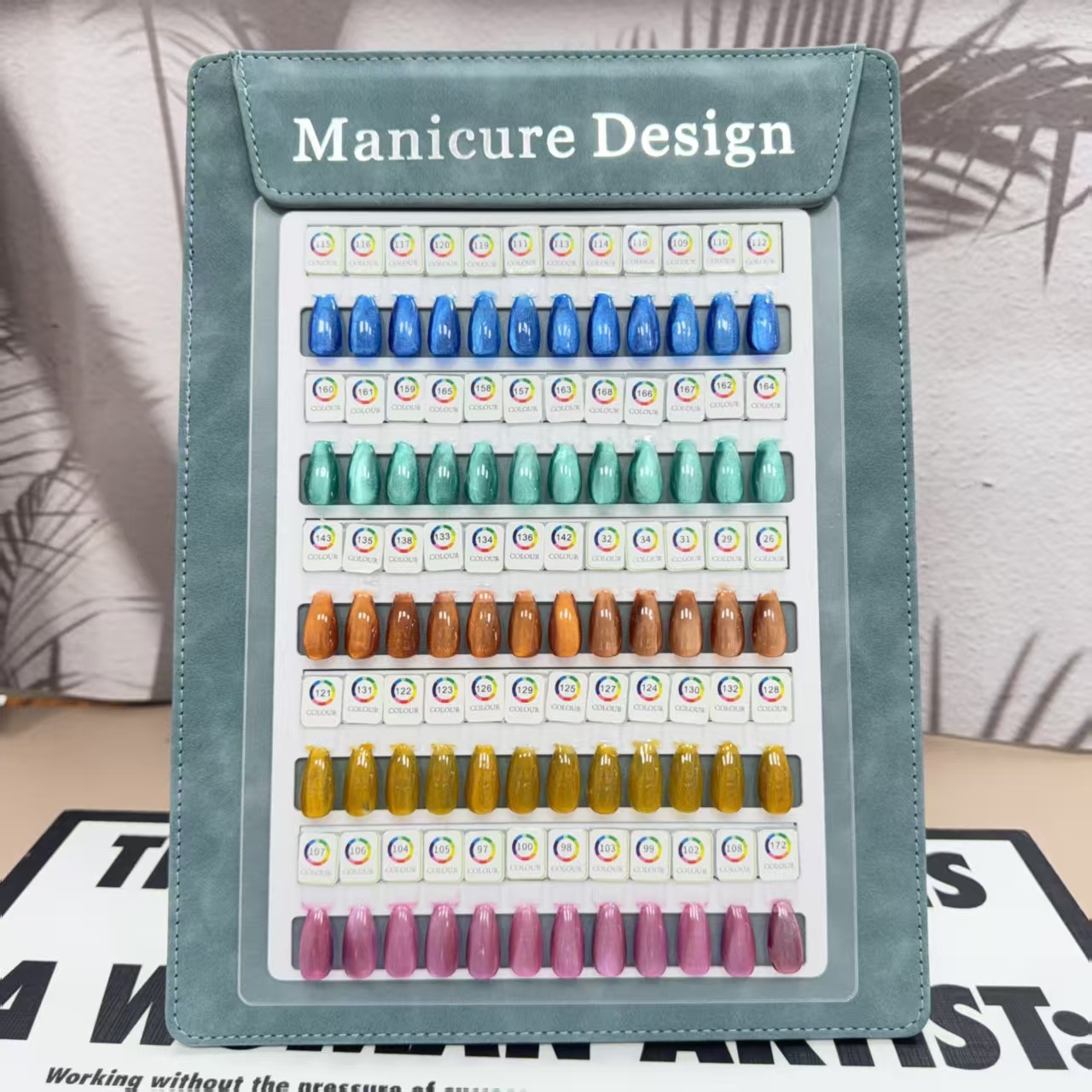 สติกเกอร์ 60 ชิ้น สีฟ้า รวมถึงสติกเกอร์เล็บและสติกเกอร์ตัวเลข