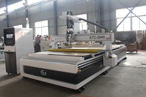 Enrutador de carpintería CNC Atc, máquina cortadora de madera CNC con revista de herramientas lineales, 12 herramientas - Product Image 2
