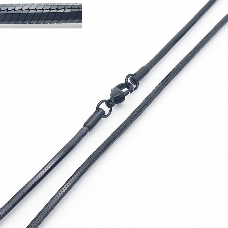Cadena de serpiente cuadrada facetada negra de 2 mm.