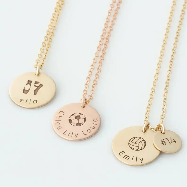 Colar de jóias Aço Inoxidável 18k Colar De Ouro Personalizado Moeda Pingente Gravado Futebol Basquete Voleibol Colar Para Homens