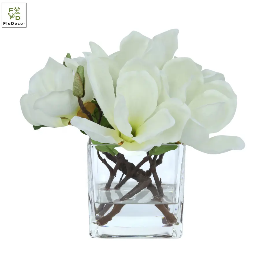 Arreglo floral de flor de Magnolia artificial personalizado de alta calidad con jarrón cuadrado y agua para la decoración del hotel del hogar