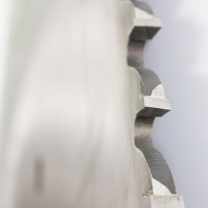 700*5.5*40*80T High Praise Rate Log Cutting <strong>Disc</strong> Round Saw Blade for Sawmill Processing Timber - Product Image 4