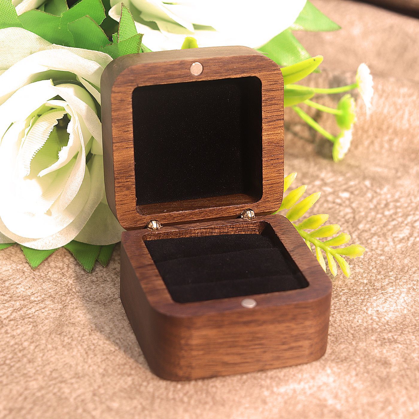 black matching ring