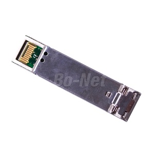 Nexus 9200 N9K-C92348GC-X ile 48p 100M/1G base-t bağlantı noktaları ve 4p 1/10/25G SPF28 ve 2p 40/100G QSFP28 yönetilen anahtarlar