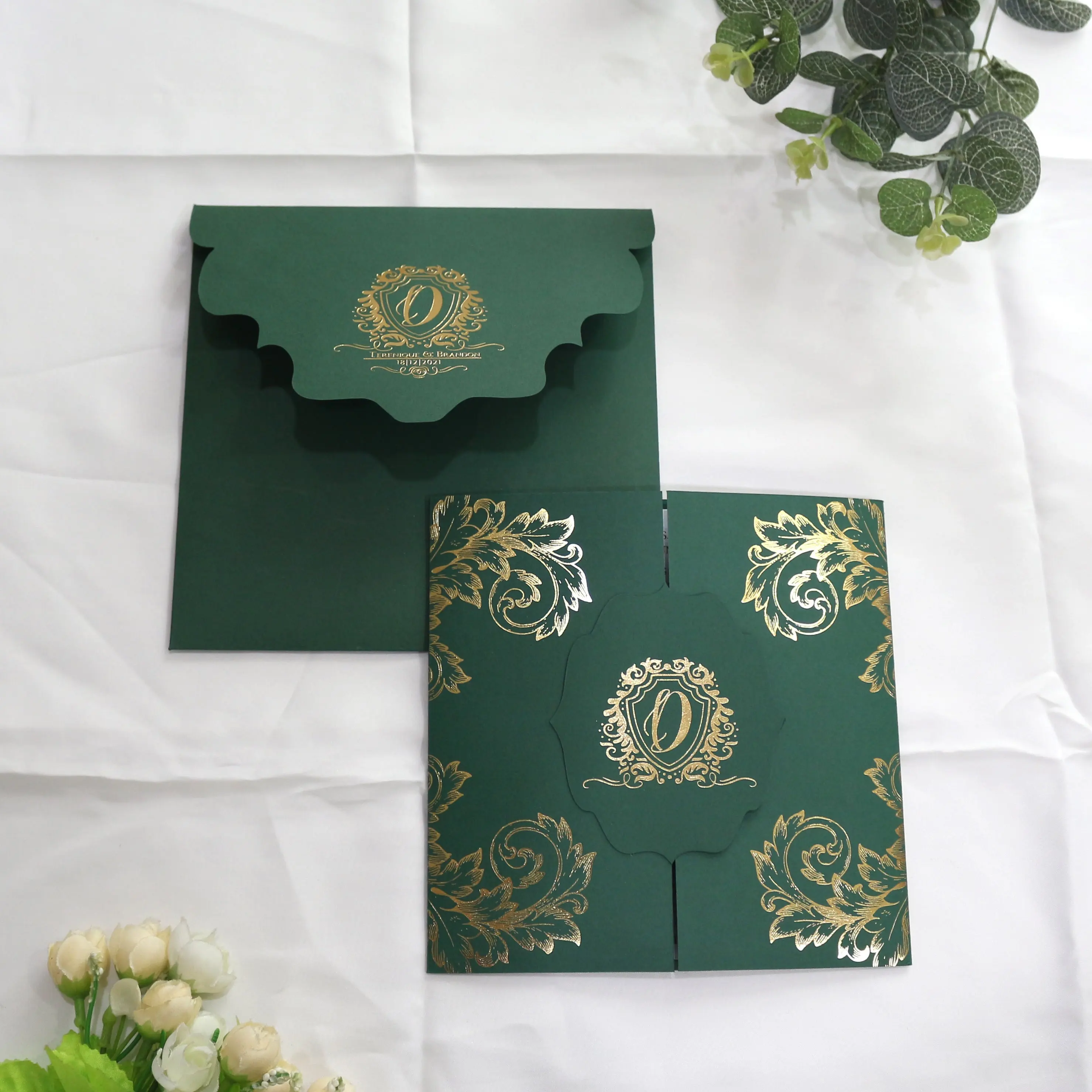 Popular Folio Forest Green Paper Invitaciones Texto de hoja de oro con sobres Royal Luxury Wedding Invitation Cards
