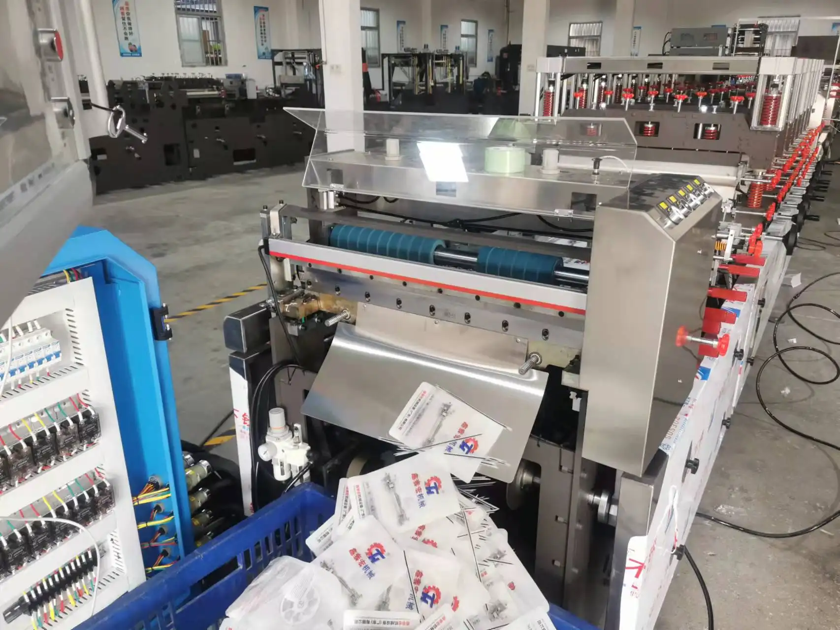 Sac d'emballage de collation Mylar Ziplock haute vitesse, Machine de fabrication de sacs de scellage PE en papier laminé