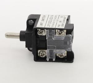 LXP1-020/1A <span class=keywords><strong>3SE3</strong></span>-020/1A NC NOモーメンタリバッファーリミットスイッチAC 380V 10A new