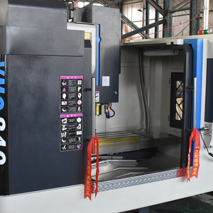 High-Precision Vmc840 Vertical Machining <strong>Center</strong> VMC Milling Machine Fanuc Control System Automatic Cnc Centro De Usinagem - Product Image 3