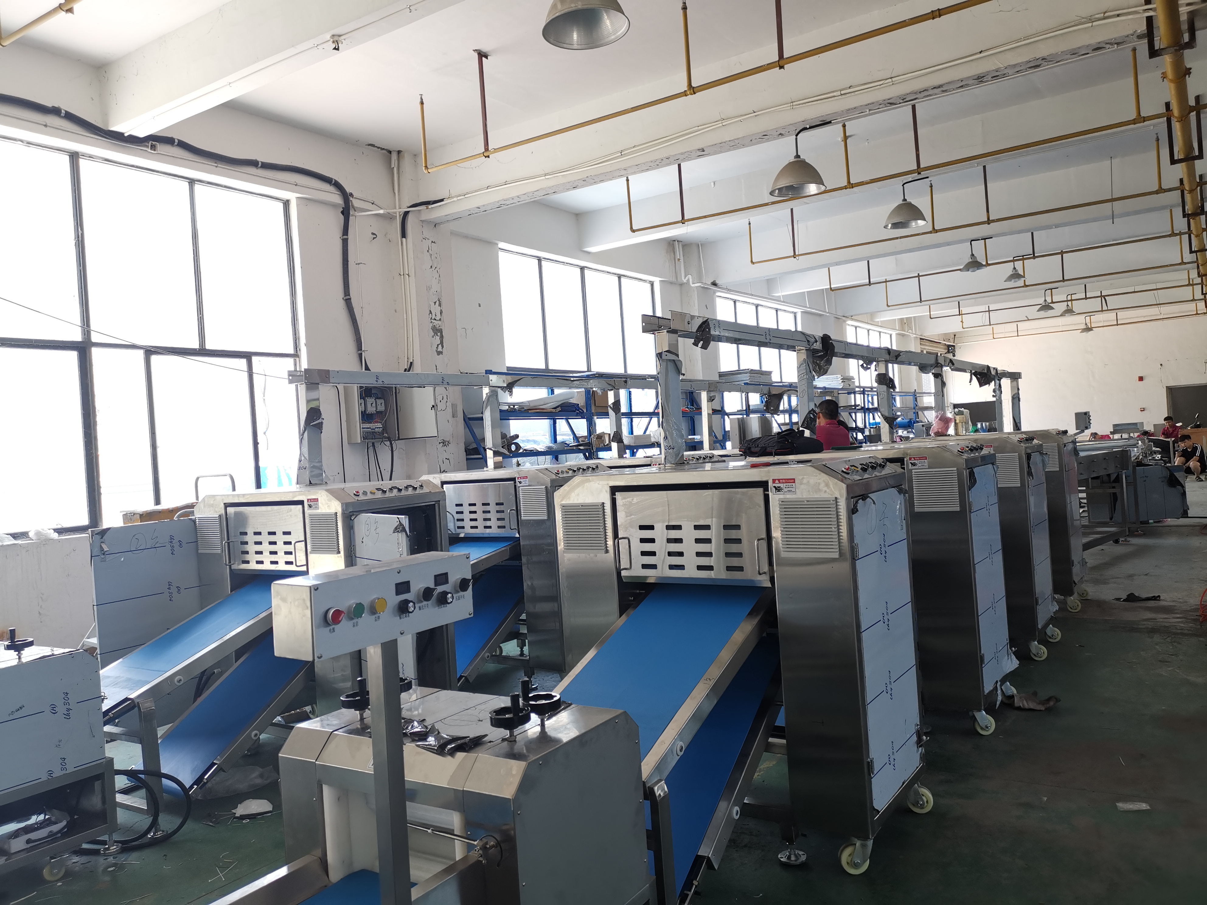 Meat Pie Roti Stuffed Paratha Making Machine Automatic 9