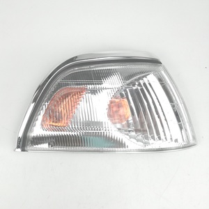 ไฟอัตโนมัติมุม,สำหรับ TOYOTA HIACE REGIUS 1999-2001 81510-26140 81520-26140 26-65 26-73ไฟอัตโนมัติ