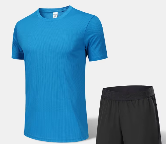 Hole blue T-shirt + shorts