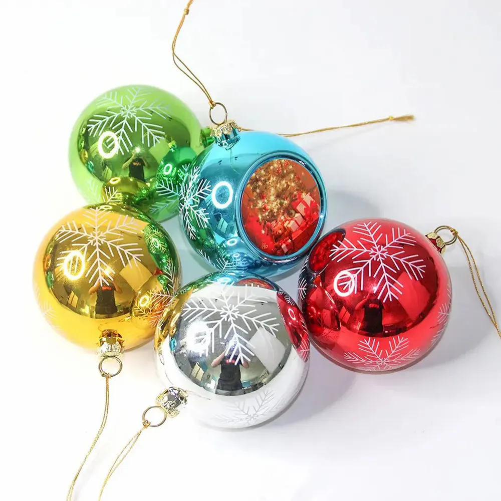 2023 New Design Exquisite Gold Clear Christmas Balls Shatterproof Plastic Christmas Baubles For Xmas Tree Decorations