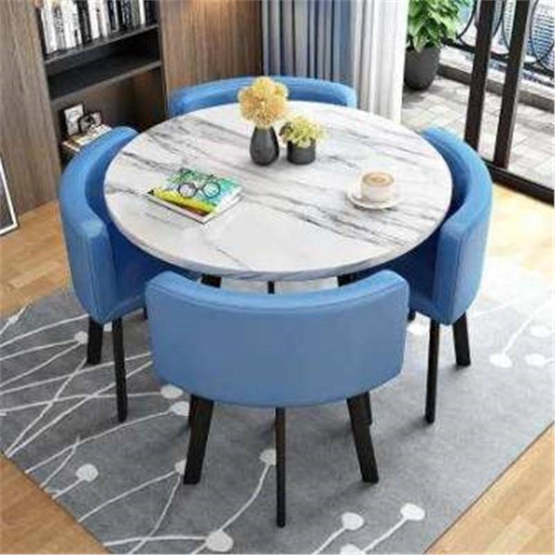 Tavolo rotondo decorato + sedia in pelle azzurra