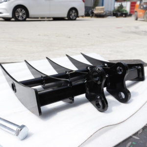 厂家直销挖掘机根耙耙铲斗挖掘机附件景观耙价格 - Product Image 3