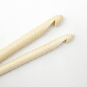竹かぎ針編みフック編み針11および13mm