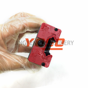 Bloque de rodamiento de riel de guía de movimiento lineal CNC Hiwin de alta precisión EGH15SA EGH15CA EGH20SA EGH20CA EGH25SA EGH25CA EGH30SA EGH30CA - Product Image 6