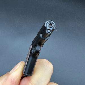 En iyi hediye Mini Beretta 92f anahtarlık Metal anahtarlık Colt 1911 metalik taktik minyatür havalı anahtarlık oyuncak - Product Image 6