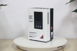 Entrada de 80 voltios Regulador de voltaje de 3000 vatios y estabilizador Pantalla LED de CA monofásica Frecuencia de 50Hz Salida de 220 voltios para Svc - Product Image 3