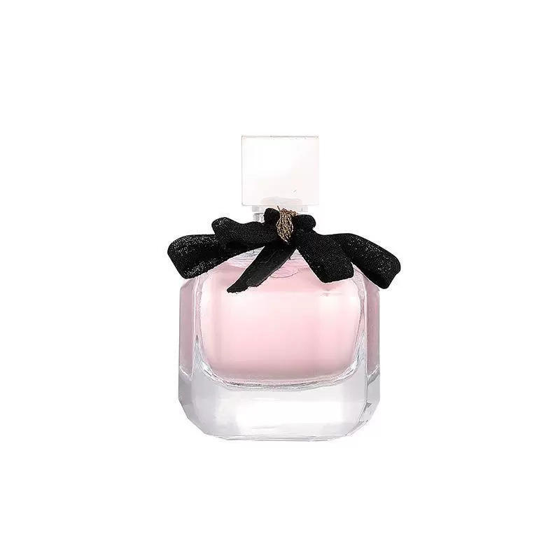 02 รีเวิร์สปารีส