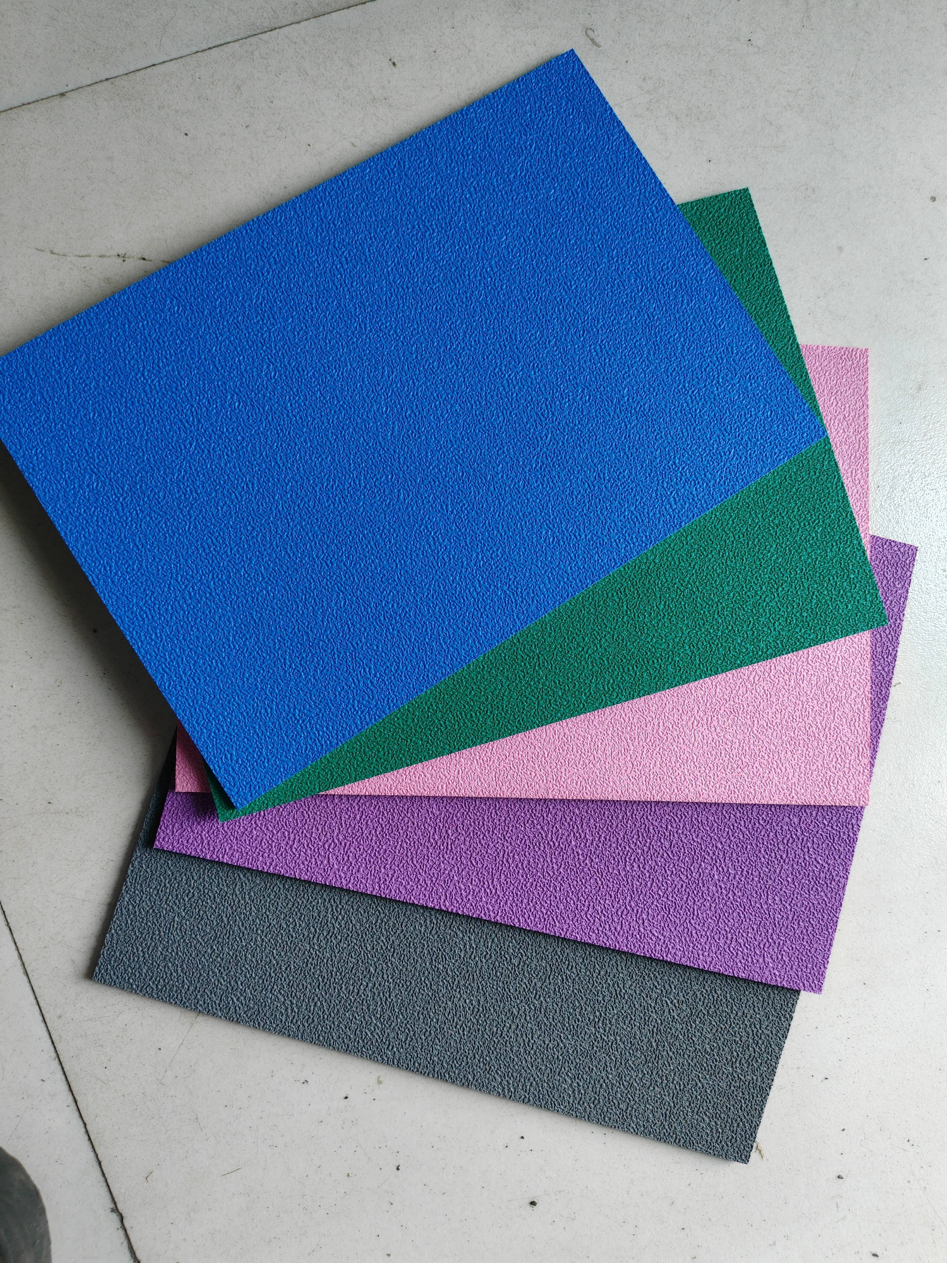 พื้นสนามกีฬา