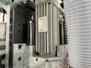 家具ツールおよび機器キャビネットドア製造機コンピューター制御木材切断機