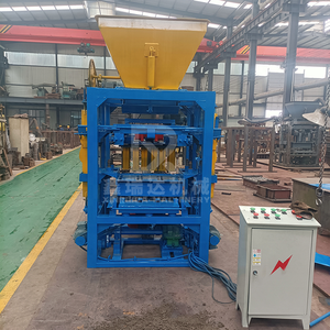 Máquina para fabricar bloques de construcción Obras de construcción de cemento Máquina de ladrillos entrelazados - Product Image 4