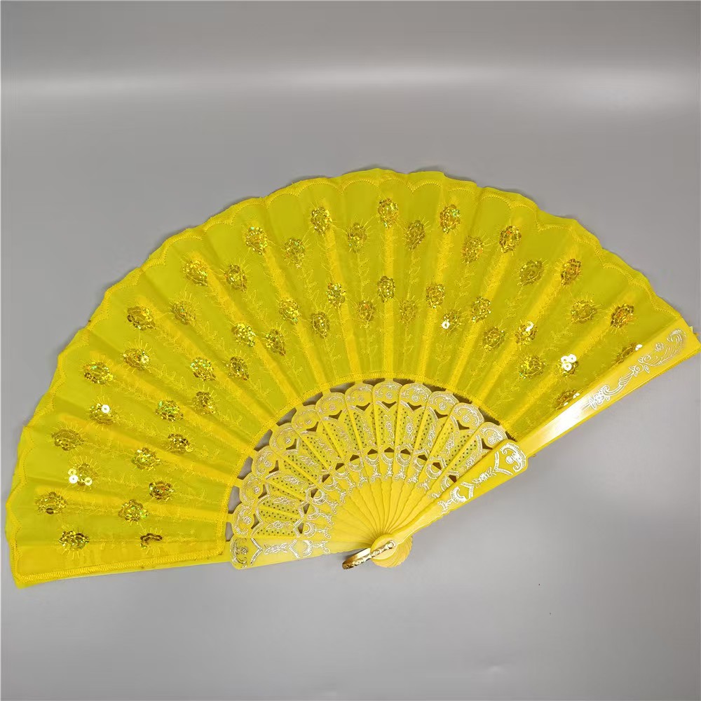 สีเหลือง