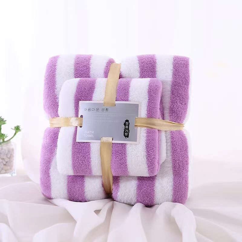 Large rayure violette