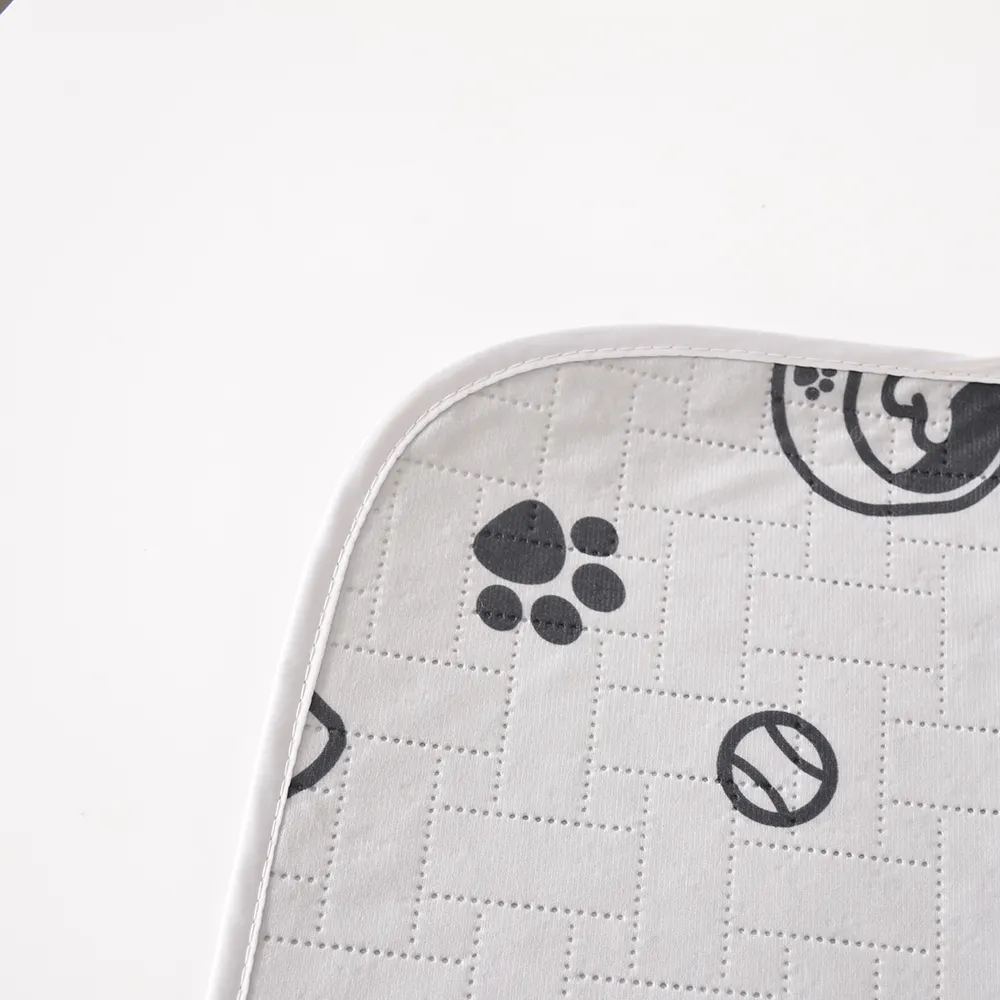 Bán buôn hấp thụ nhanh dày Pet Dog đào tạo pad không trượt tái sử dụng có thể giặt Puppy PEE Pads