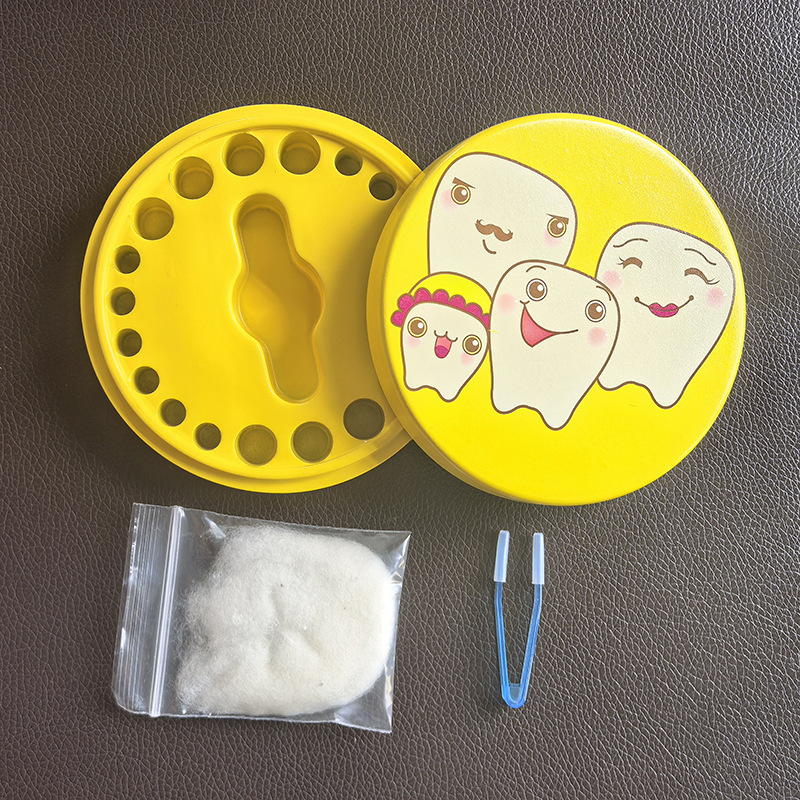Giocattolo da dentizione giallo