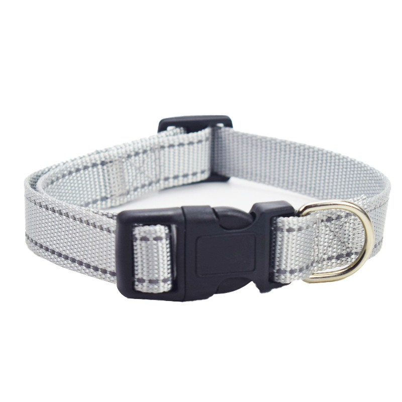 Col gris clair uniquement