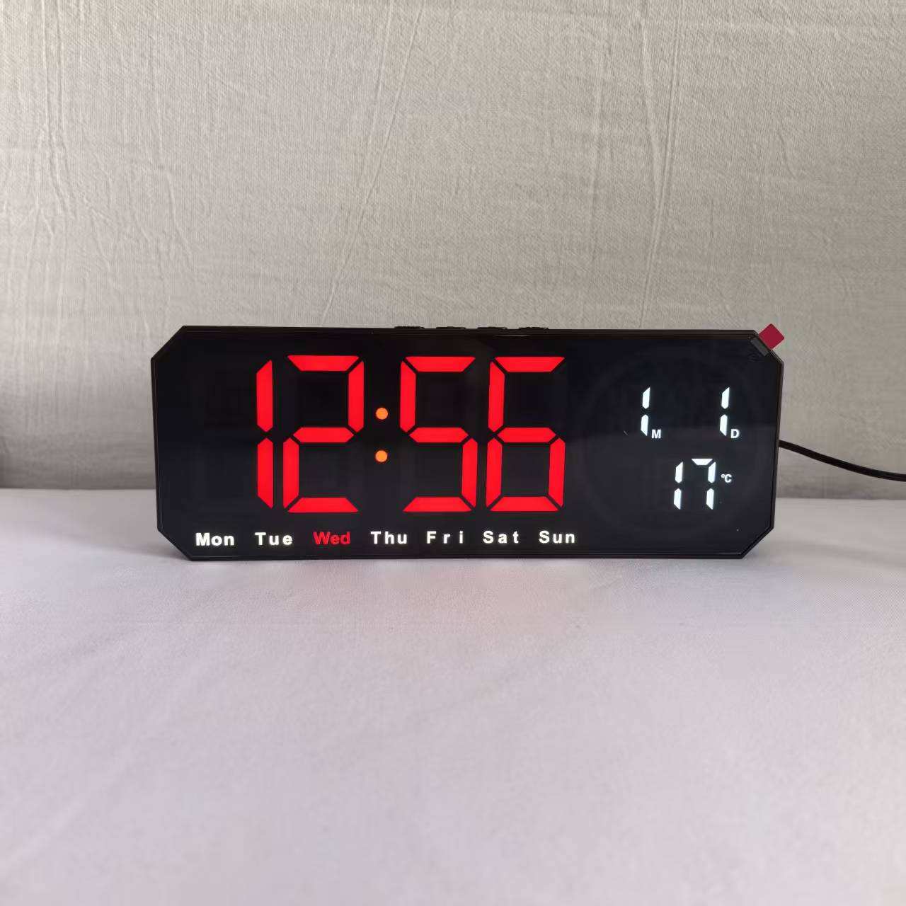 Black shell with red light