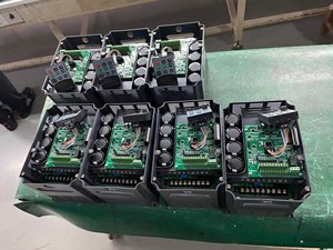 Manufacturer's 12KW Power Inverter <strong>AC</strong> Drive Frequency Converter VFD VSD With 48V <strong>Input</strong> Volta 50Hz/60Hz <strong>Output</strong> Three Phase - Product Image 4