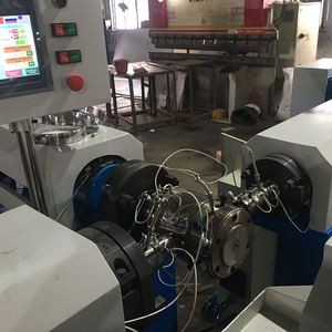 良好的价格两层 <span class=keywords><strong>hdpe</strong></span> 管材挤出机/线