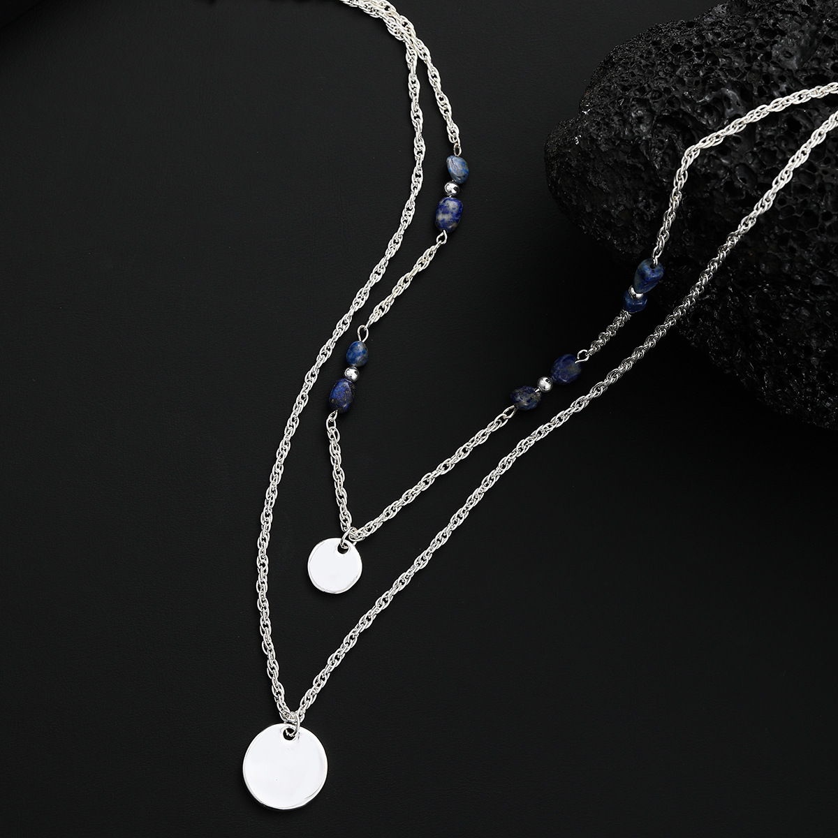 Chaîne à plusieurs rangs en lapis-lazuli