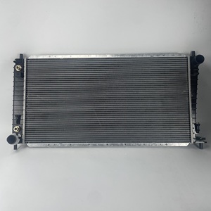 Engine Cooling Radiator Assembly for FORD EXCURSION 6.8L V10 2005 OE YC3Z8005BA <strong>DPI</strong> 2171 Auto Coolant Radiator - Product Image 4