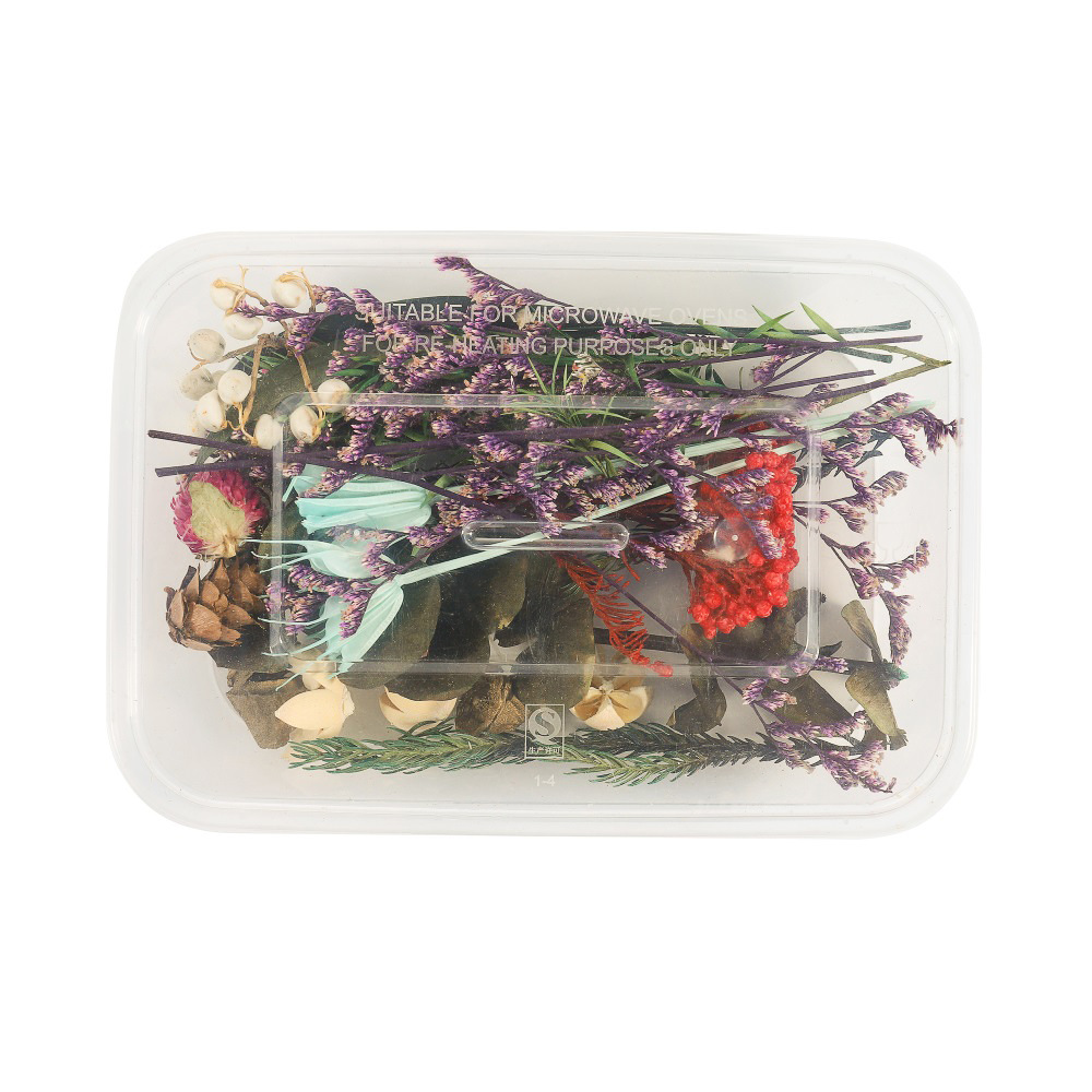 Une boîte de fleurs séchées aux couleurs fixées - Pin et Arbre Fruitier