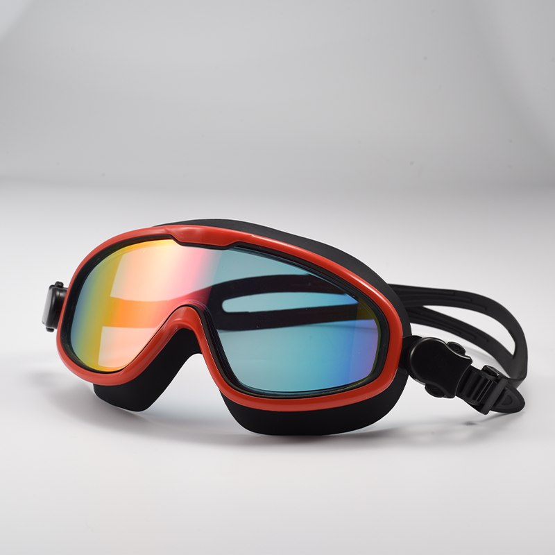 Noir et rouge (lentille dorée électrolytique)