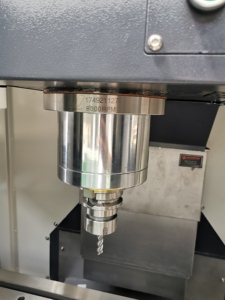 Çin'de satılık WMTCNC yüksek doğruluk VMC650L otomatik Mini dikey CNC işleme makinesi - Product Image 4