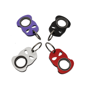 Wsnbwye Hot Bán người lớn ngón tay tập thể dục <span class=keywords><strong>Spinner</strong></span> Keychain giá rẻ kim loại thiết kế Keychain nhựa Karambit <span class=keywords><strong>Spinner</strong></span> - Product Image 3