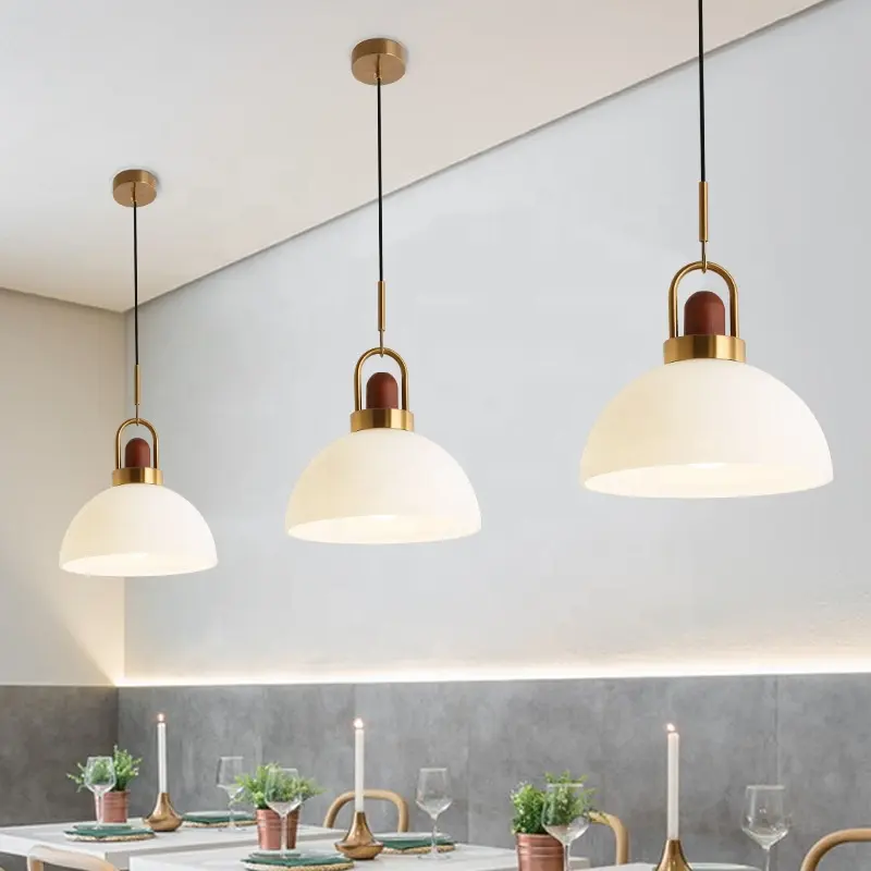 Çin fabrika Nordic yemek odası kolye lamba kahve dükkanı Bar için Modern lüks beyaz cam asılı ışıklar başucu avize