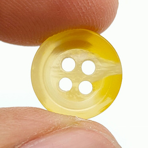 Chất Lượng Tốt Nhựa Hỗn Hợp Hoa Vòng Tốt Sừng Bốn Lỗ T-Shirt Làm Việc Quần Áo Bánh Mì Nút - Product Image 2