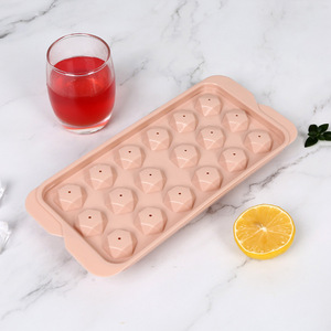 Bán buôn linh hoạt <span class=keywords><strong>Ice</strong></span> <span class=keywords><strong>Cube</strong></span> Tray với nắp miễn phí dễ dàng phát hành <span class=keywords><strong>Ice</strong></span> <span class=keywords><strong>Cube</strong></span> khuôn mẫu làm cho mini <span class=keywords><strong>ICE</strong></span> CUBES - Product Image 6